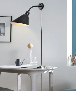 Davis Flexible Wall Lamp with Plug