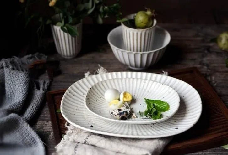 Pavlova Ceramic Serving Plates - Image 3