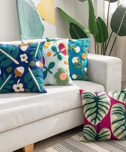 Knitted Floral Jungle Pillowcase