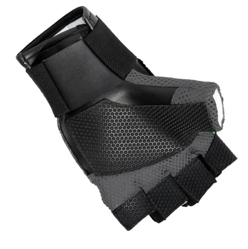 Gehmann 469 Half Cover Glove Apple Green L/H Shooter by Gehmann