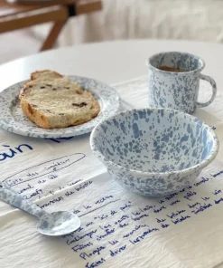 Lydia Retro Enamel Dinnerware