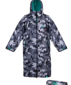 TWO BARE FEET WEATHERPROOF CHANGING DRY ROBE AND MAT GREY CAMO TEAL ADULT