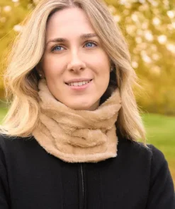 PURE GOLF EIRA FUR SNOOD CHAMPAGNE ONE SIZE