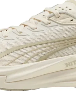 Puma Deviate Nitro 4 Mens Running Shoes - Cream