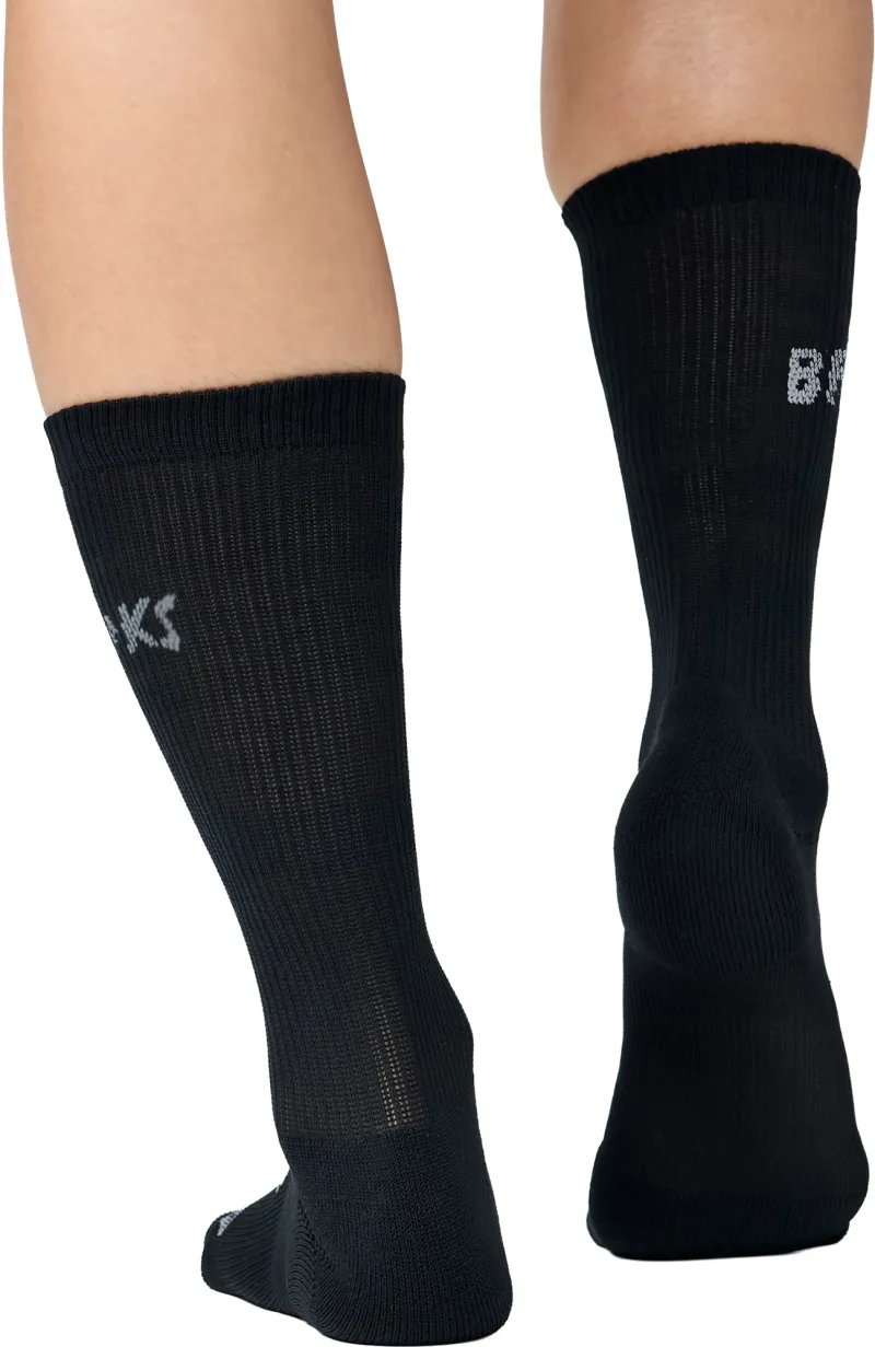 Brooks Run In (3 Pack) Crew Running Socks - Black - Image 2