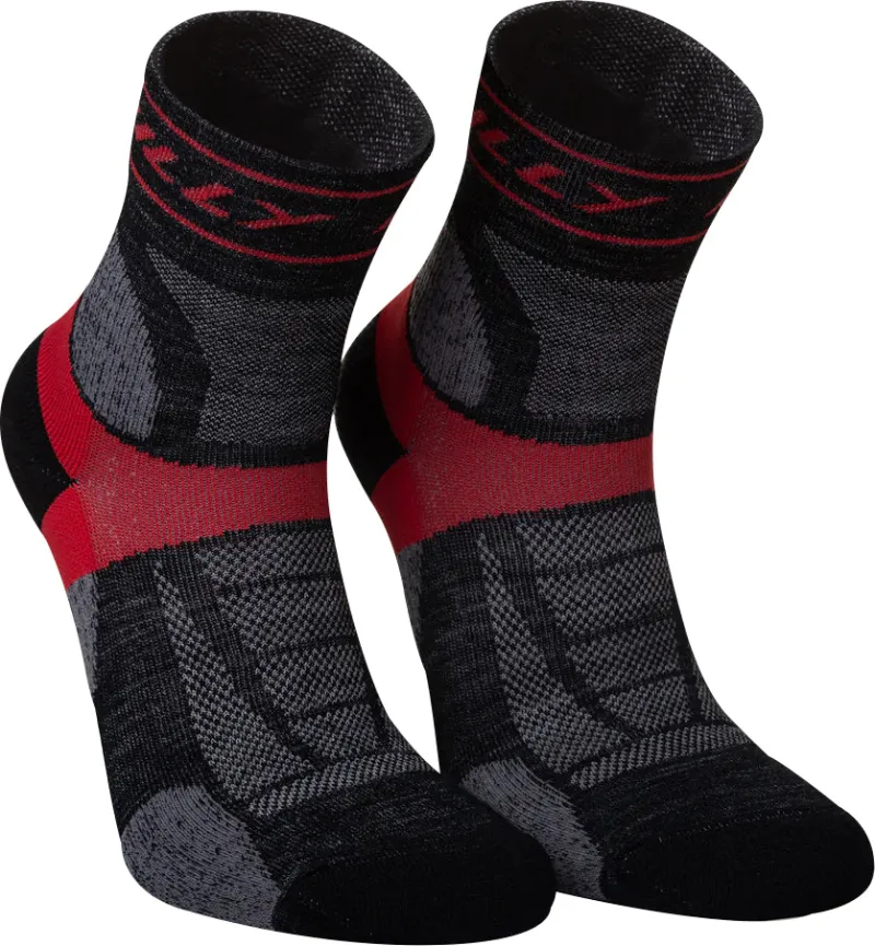 Hilly Trail Anklet Running Socks - - Black - Image 3