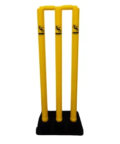 Salamander Plastic Stumps with Rubber Base